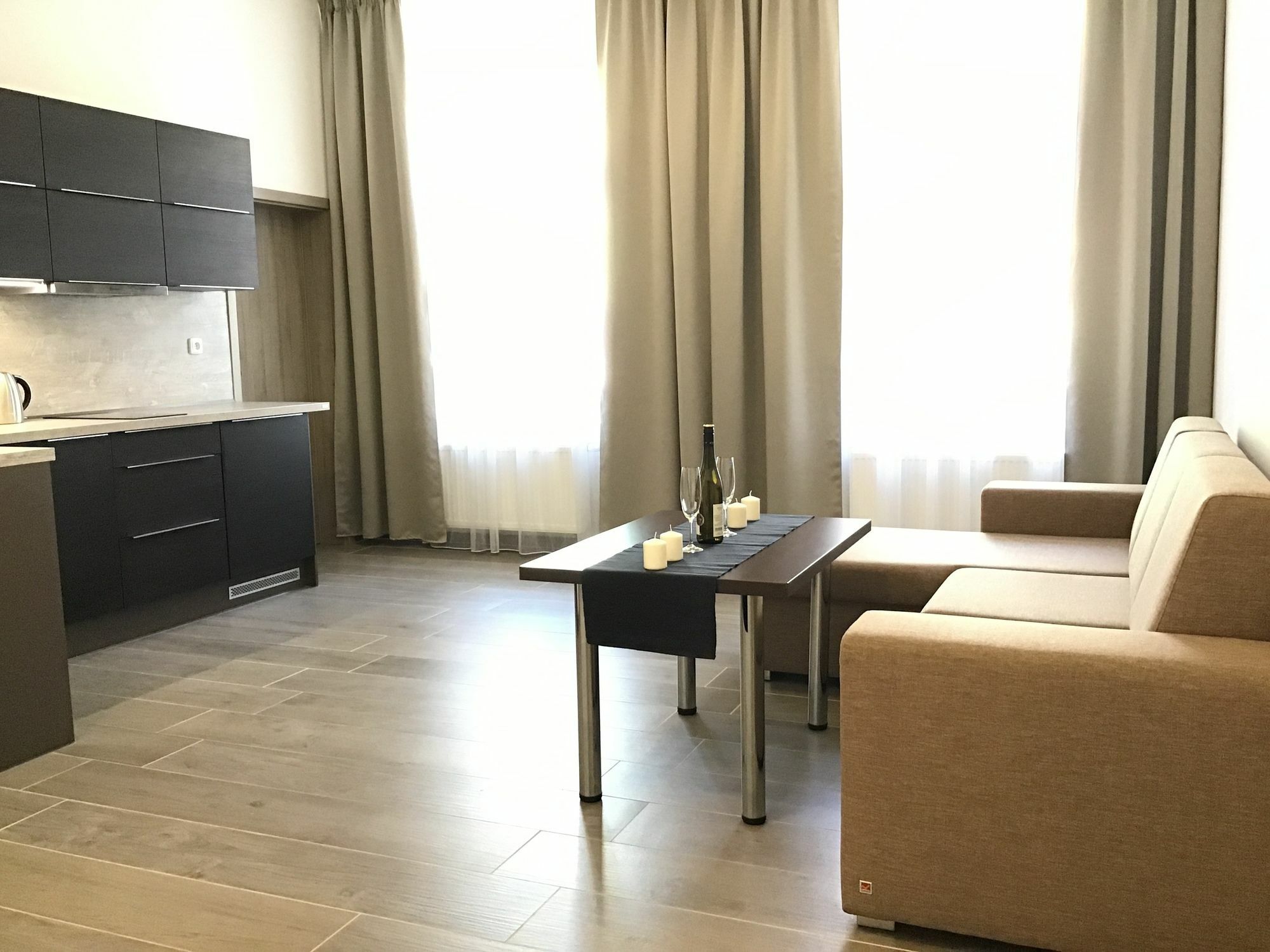 Euro Apartments Lidicka 39 เบอร์โน ภายนอก รูปภาพ